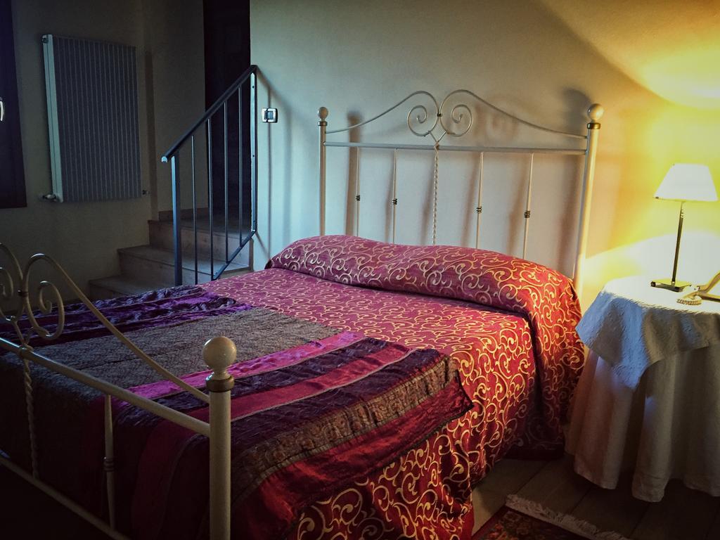 Agriturismo Borgo Tecla Rosa Екстер'єр фото