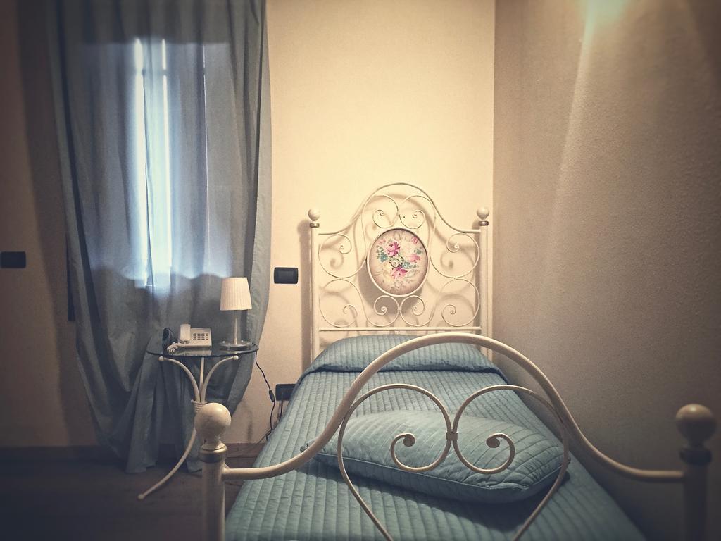Agriturismo Borgo Tecla Rosa Екстер'єр фото