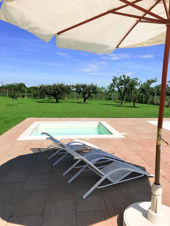 Agriturismo Borgo Tecla Rosa Екстер'єр фото