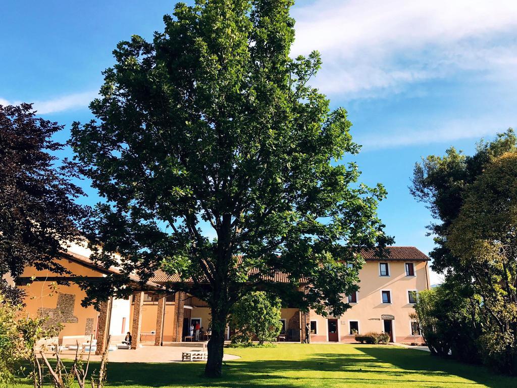 Agriturismo Borgo Tecla Rosa Екстер'єр фото