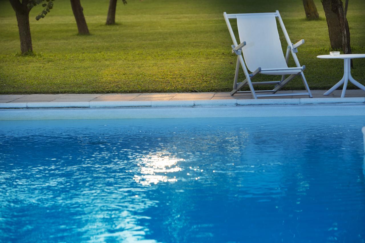 Agriturismo Borgo Tecla Rosa Екстер'єр фото