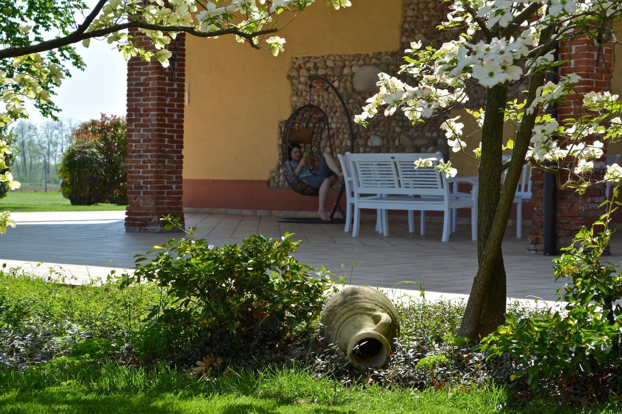 Agriturismo Borgo Tecla Rosa Екстер'єр фото